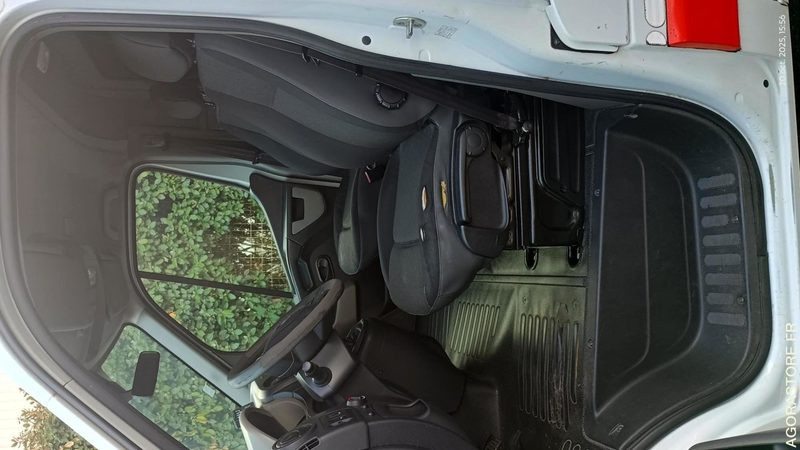 EF-400-ES - Non Roulant - OPEL MOVANO - VASP - 423 771 Kms - Машина скорой помощи: фото 5 EF-400-ES - Non Roulant - OPEL MOVANO - VASP - 423 771 Kms - Машина скорой помощи: фото 5