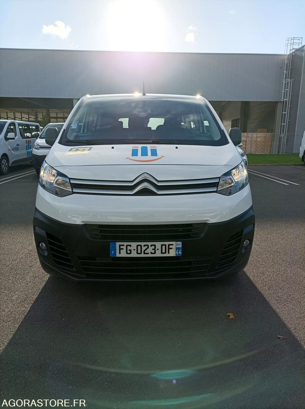 FG-023-DF - Roulant - CITROEN JUMPY SPACE TOURER - VP - 178 975 Kms - Микроавтобус, Пассажирский фургон: фото 3 FG-023-DF - Roulant - CITROEN JUMPY SPACE TOURER - VP - 178 975 Kms - Микроавтобус, Пассажирский фургон: фото 3