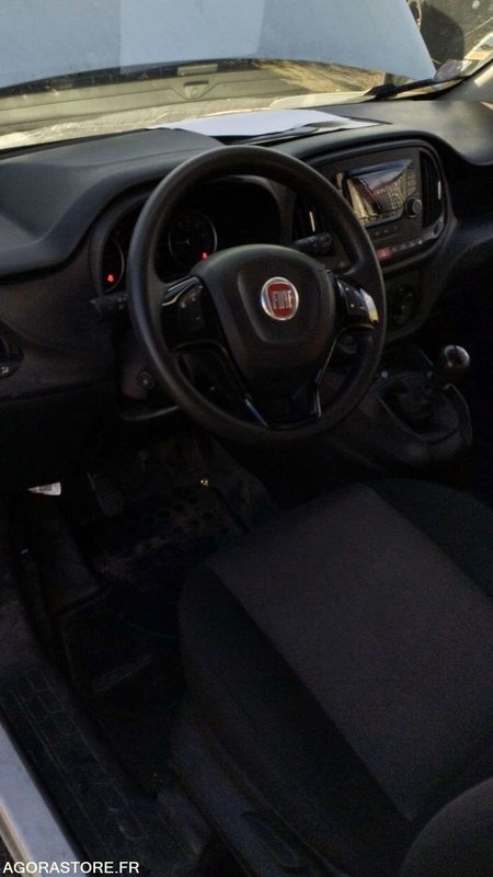 FIAT DOBLO CARGO MAXI - 2017 - 133644KM - EN008HN - Легковой фургон: фото 3 FIAT DOBLO CARGO MAXI - 2017 - 133644KM - EN008HN - Легковой фургон: фото 3