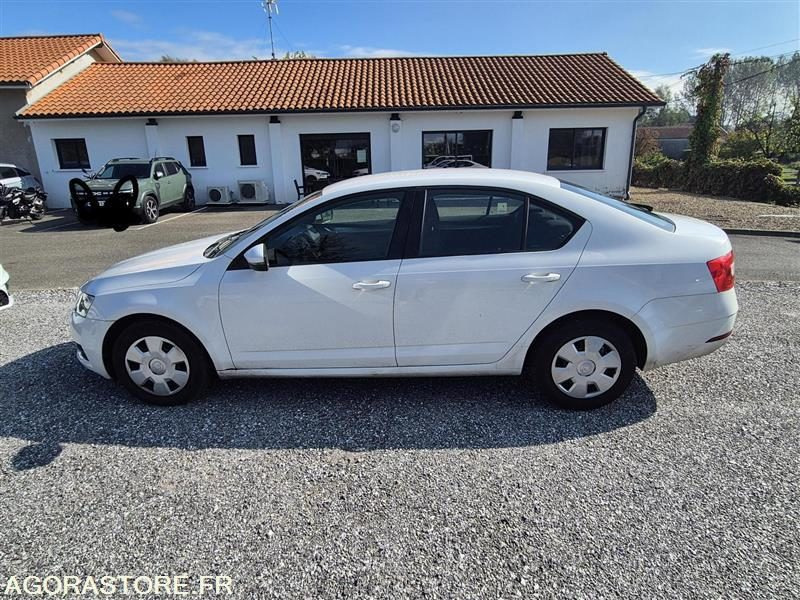 FJ-454-NP - Roulant - SKODA OCTAVIA - VP - 356 670 Kms - Легковой автомобиль: фото 2 FJ-454-NP - Roulant - SKODA OCTAVIA - VP - 356 670 Kms - Легковой автомобиль: фото 2