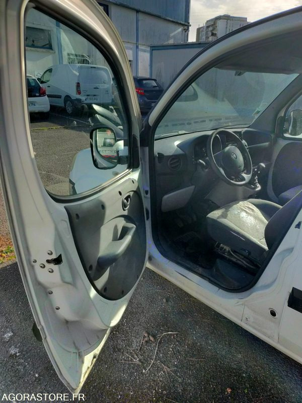 Легковой фургон Fiat Doblo Essence et GNV: фото 17
