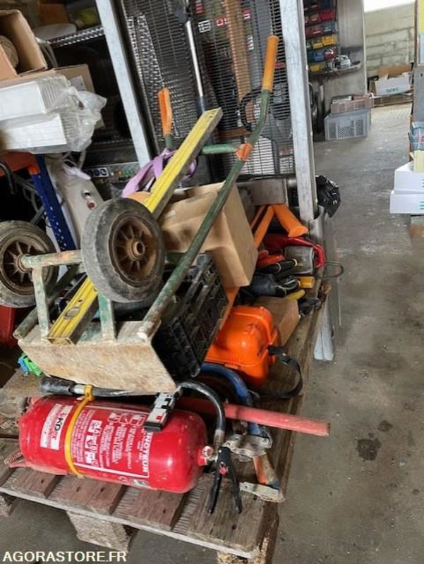 Gros lot Multi outillages - Инструмент/ Оборудование: фото 1 Gros lot Multi outillages - Инструмент/ Оборудование: фото 1