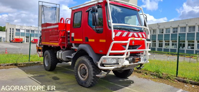 CAMION CITERNE FEUX FORET - RENAULT MIDLUM 220/12 - EP 236 ZQ - Грузовик: фото 1 CAMION CITERNE FEUX FORET - RENAULT MIDLUM 220/12 - EP 236 ZQ - Грузовик: фото 1