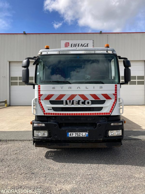 CAMION PLATEAU 6x2 IVECO STRALIS 260S31 + GRUE PK15500 - Année 2008 - 483 000 km - Грузовик: фото 2 CAMION PLATEAU 6x2 IVECO STRALIS 260S31 + GRUE PK15500 - Année 2008 - 483 000 km - Грузовик: фото 2