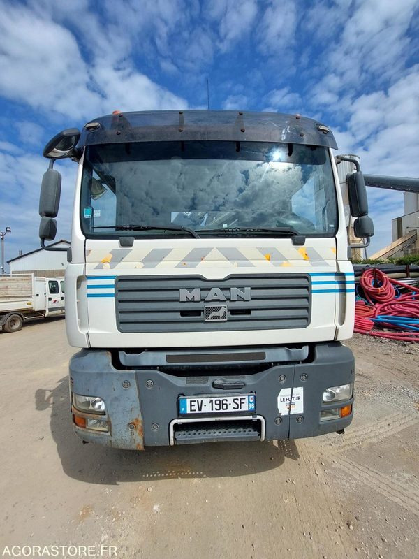 Camion 6x4 Tribenne/Grue - EV-196-SF / 2008 / 354 442 KM - Грузовик: фото 5 Camion 6x4 Tribenne/Grue - EV-196-SF / 2008 / 354 442 KM - Грузовик: фото 5
