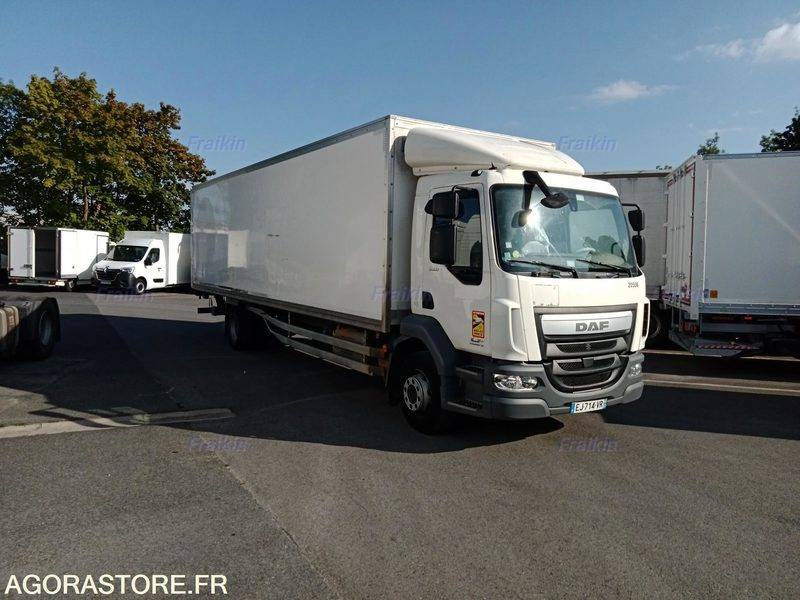 DAF FA 16T LF 250 E6 / 2017 / 378237 kms / EJ714VR - Грузовик: фото 2 DAF FA 16T LF 250 E6 / 2017 / 378237 kms / EJ714VR - Грузовик: фото 2