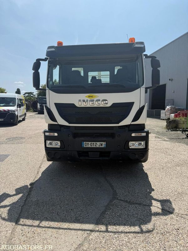 IVECO STRALIS MULTIBENNE 4x2 - 2015 / 60660KM - Грузовик: фото 4 IVECO STRALIS MULTIBENNE 4x2 - 2015 / 60660KM - Грузовик: фото 4
