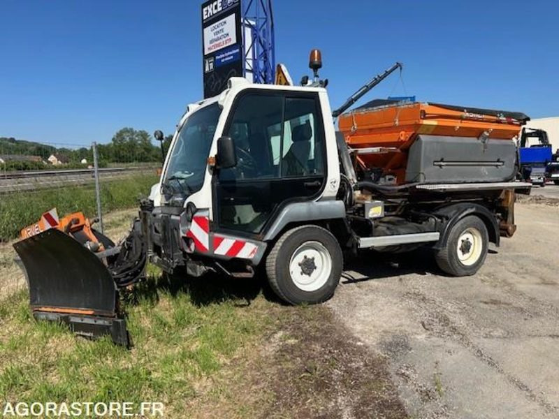 LINDNER UNITRAC 102C AMPLIROLL + LAME + SALEUSE 2008 5050 HEURES в лизинг LINDNER UNITRAC 102C AMPLIROLL + LAME + SALEUSE 2008 5050 HEURES: фото 7