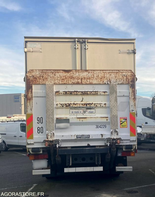 MERCEDES AXOR 2533 - 2009 - 452 922km - Грузовик: фото 4 MERCEDES AXOR 2533 - 2009 - 452 922km - Грузовик: фото 4