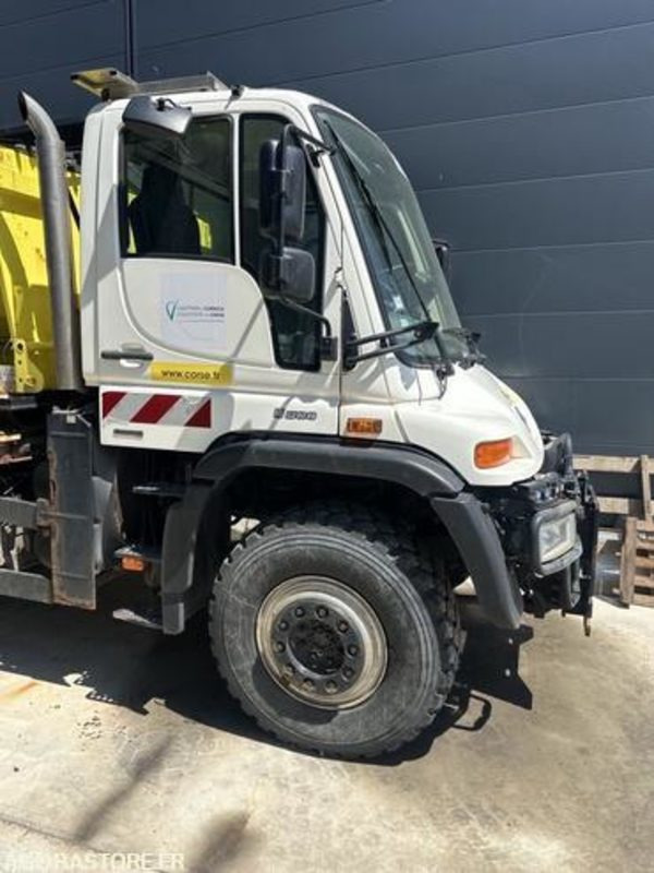 MERCEDES UNIMOG - 2012 - 75000km - CN338YL - Грузовик: фото 3 MERCEDES UNIMOG - 2012 - 75000km - CN338YL - Грузовик: фото 3