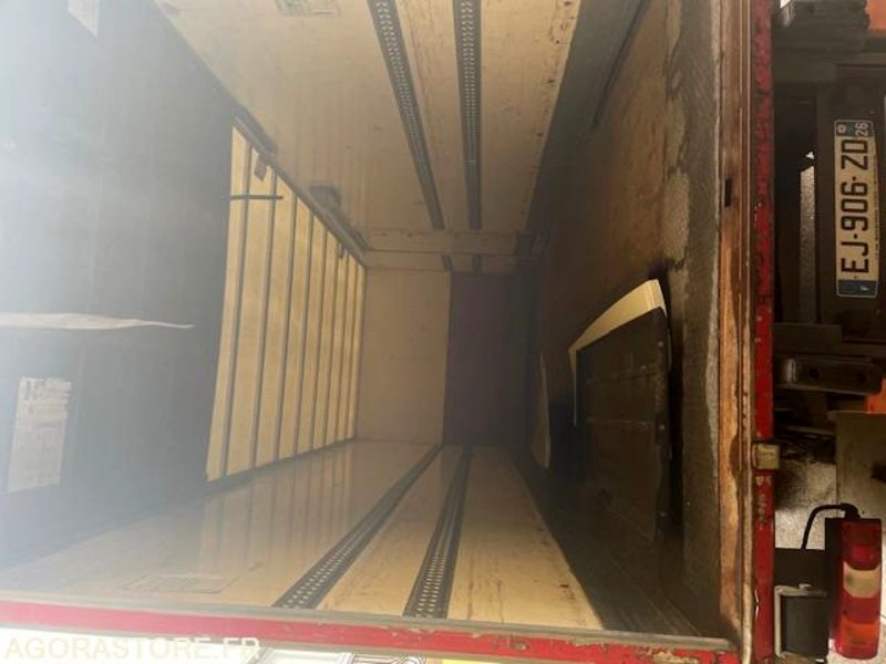 Грузовик Mercedes Atego 2017 Boite automatique: фото 19 Грузовик Mercedes Atego 2017 Boite automatique: фото 19