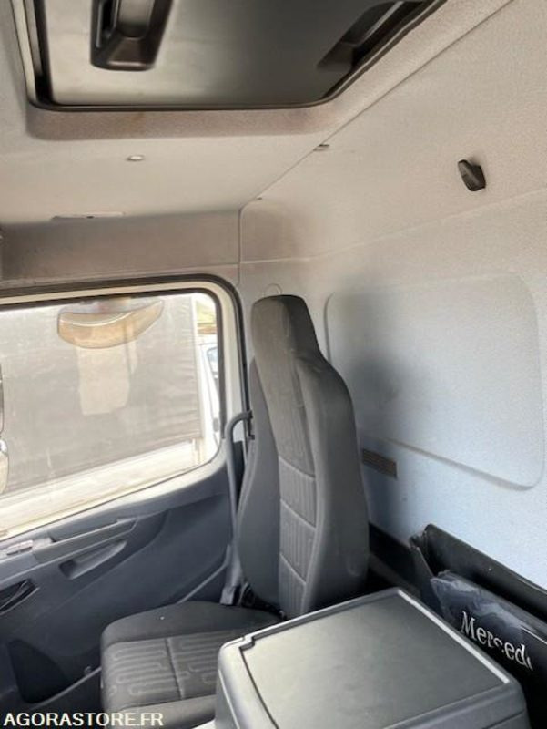 Грузовик Mercedes Atego 2017 Boite automatique: фото 6 Грузовик Mercedes Atego 2017 Boite automatique: фото 6