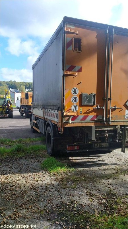 RENAULT 220 DCI - 2004 - Грузовик: фото 4 RENAULT 220 DCI - 2004 - Грузовик: фото 4