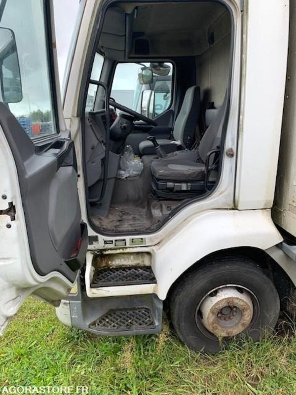 RENAULT MIDLUM 11T - 2004 - 593365 KMS - Грузовик: фото 3 RENAULT MIDLUM 11T - 2004 - 593365 KMS - Грузовик: фото 3