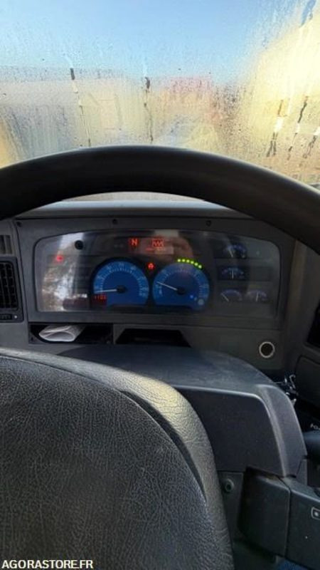 Грузовик RENAULT MIDLUM BEN/AMO AVEC SALEUSE: фото 12