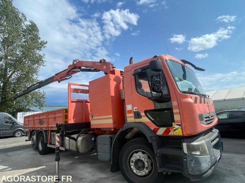 RENAULT PREMIUM LANDER 430.26 - PLATEAU GRUE - GRUE FASSI F150 + RADIO - 2011 - Грузовик: фото 1 RENAULT PREMIUM LANDER 430.26 - PLATEAU GRUE - GRUE FASSI F150 + RADIO - 2011 - Грузовик: фото 1