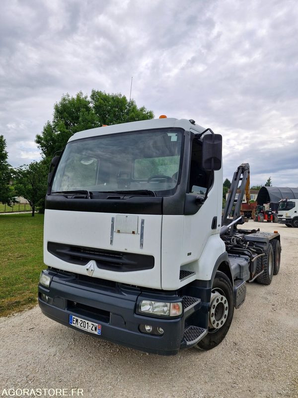 RENAULT PREMIUM ampliroll 400 DCI remorquant avec bras GUIMA - Грузовик: фото 1 RENAULT PREMIUM ampliroll 400 DCI remorquant avec bras GUIMA - Грузовик: фото 1