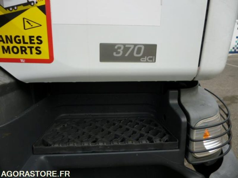 Renault Kerax 6x4 370DCI bras de dépose Marrel 16000kgs 521550 kms 2003 - Грузовик: фото 5 Renault Kerax 6x4 370DCI bras de dépose Marrel 16000kgs 521550 kms 2003 - Грузовик: фото 5
