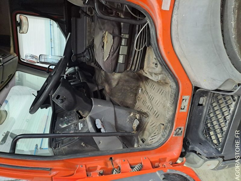 Renault Premium - 2002 - 245200kms (P2001104) - Грузовик: фото 4 Renault Premium - 2002 - 245200kms (P2001104) - Грузовик: фото 4