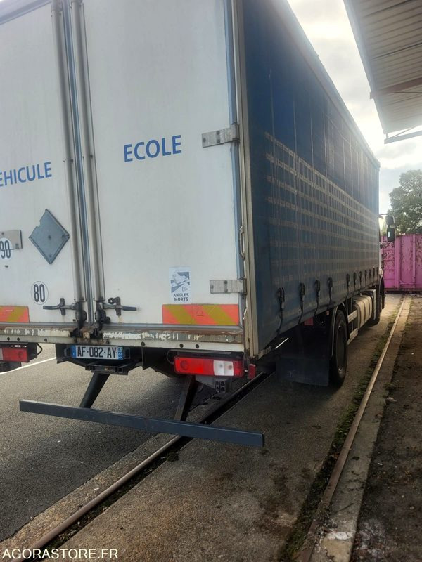 Renault Premium - 2009 - 470000 Kms - Грузовик: фото 3 Renault Premium - 2009 - 470000 Kms - Грузовик: фото 3