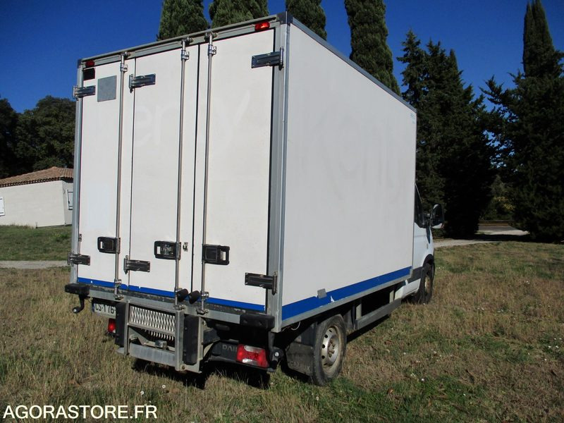 IVECO 35S13 de 2013 chassis cabine frigorifique et peut être modifié benne - Фургон-рефрижератор: фото 4 IVECO 35S13 de 2013 chassis cabine frigorifique et peut être modifié benne - Фургон-рефрижератор: фото 4