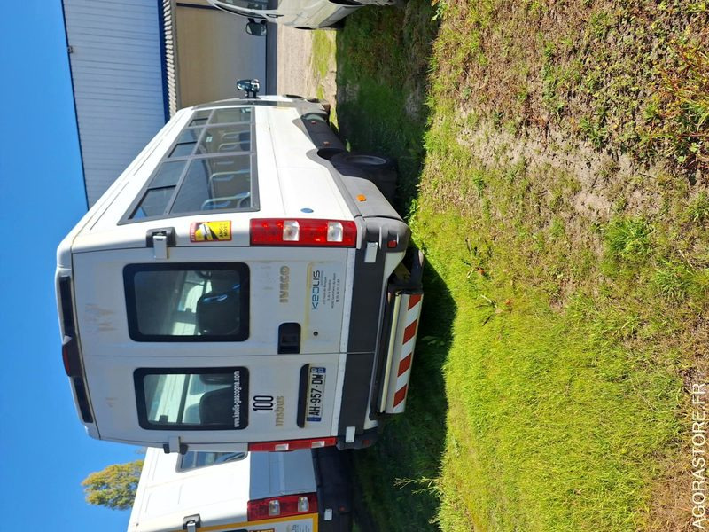 IVECO BUS DAILY N°092063 - Микроавтобус, Пассажирский фургон: фото 3 IVECO BUS DAILY N°092063 - Микроавтобус, Пассажирский фургон: фото 3