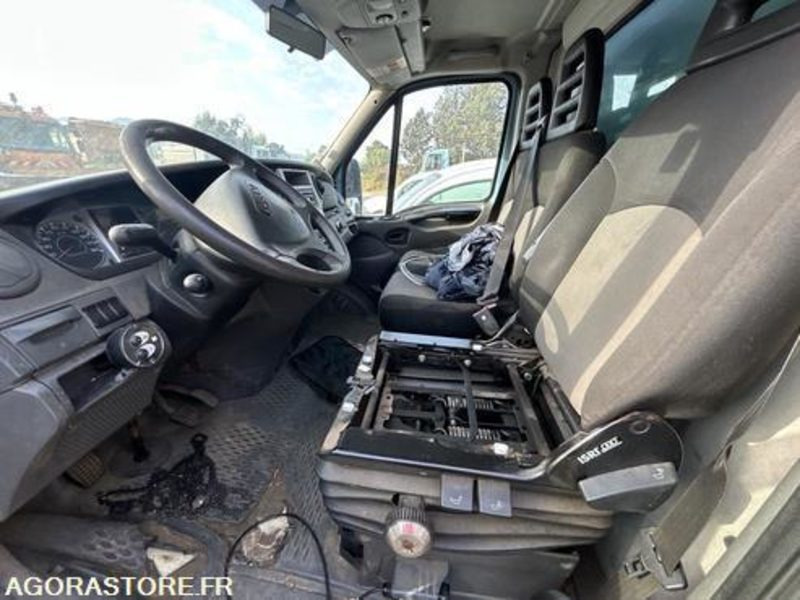 IVECO DAILY - 2011 - 158894KM - BN232WT - Цельнометаллический фургон: фото 5 IVECO DAILY - 2011 - 158894KM - BN232WT - Цельнометаллический фургон: фото 5