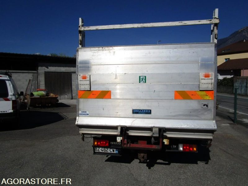 IVECO DAILY 35C11 du 28/04/2000 (Contrôle Technique joint) - Цельнометаллический фургон: фото 4 IVECO DAILY 35C11 du 28/04/2000 (Contrôle Technique joint) - Цельнометаллический фургон: фото 4