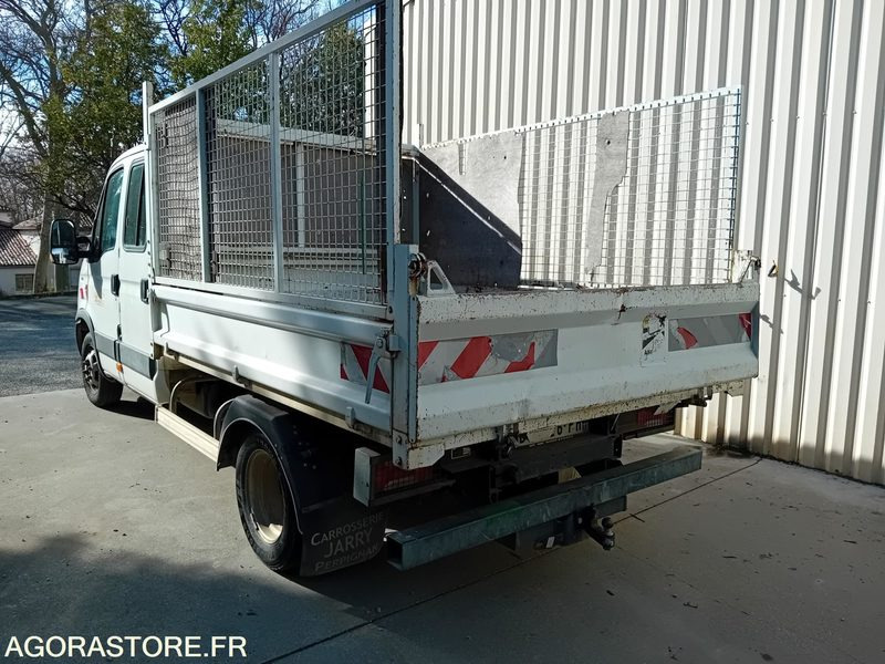 IVECO DAILY 35C15 BENNE 7 PLACES - Малотоннажный самосвал: фото 3 IVECO DAILY 35C15 BENNE 7 PLACES - Малотоннажный самосвал: фото 3