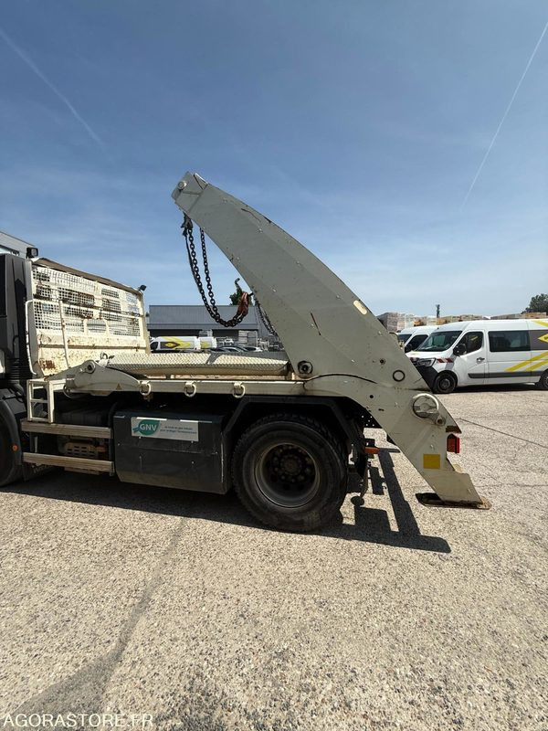 IVECO STRALIS MULTIBENNE 4x2 - 2015 / 61000KM - Портальный бункеровоз: фото 5 IVECO STRALIS MULTIBENNE 4x2 - 2015 / 61000KM - Портальный бункеровоз: фото 5