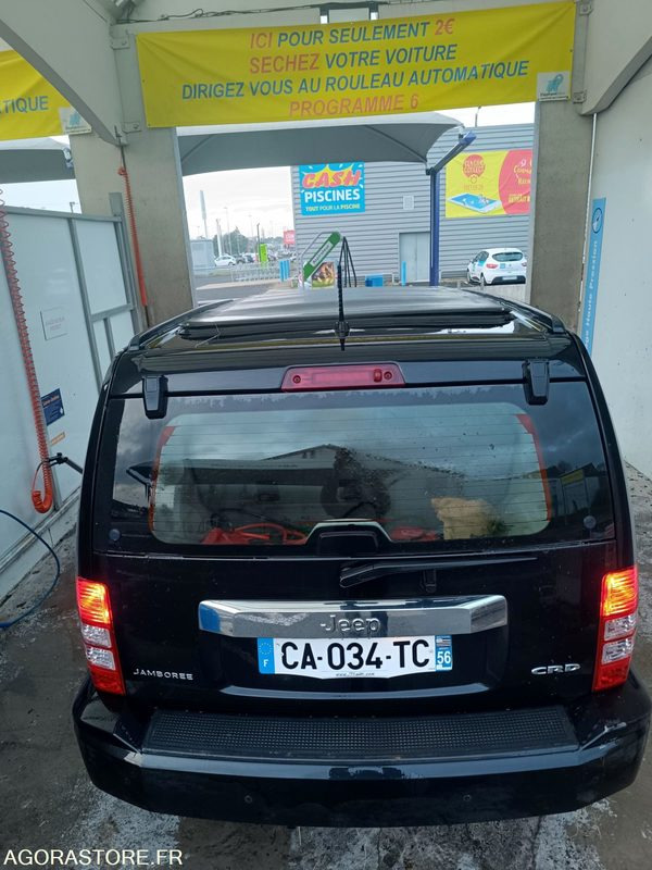 Легковой автомобиль Jeep Cherokee IV 2.8 CRD Jamboree - 2009 - 193 000 KM: фото 6