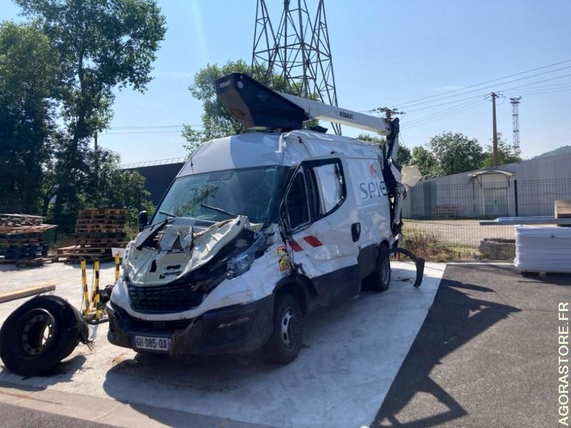 IVECO DAILY 50C18 NACELLE VERSALIFT - Коммерческий автомобиль: фото 2 IVECO DAILY 50C18 NACELLE VERSALIFT - Коммерческий автомобиль: фото 2