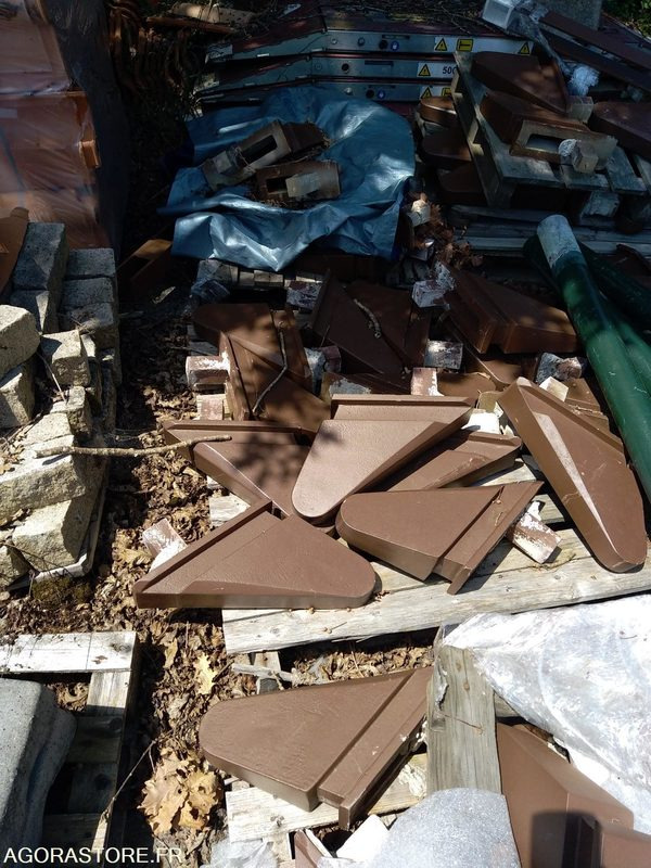 80 Bornes type "aileron de requin" - Коммунальная/ Специальная техника: фото 1 80 Bornes type "aileron de requin" - Коммунальная/ Специальная техника: фото 1