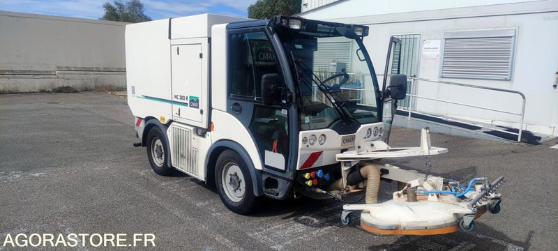 LAVEUSE CMAR - Подметально-уборочная машина: фото 2 LAVEUSE CMAR - Подметально-уборочная машина: фото 2