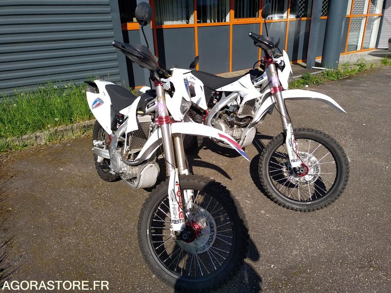 LOT DE DEUX MOTOS LX 250 ASIAWING ENDURO 05/12/2018 - Мотоцикл: фото 2 LOT DE DEUX MOTOS LX 250 ASIAWING ENDURO 05/12/2018 - Мотоцикл: фото 2