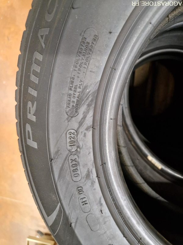 Lot de 12 pneus Michelin 215/65R16 102H - Шина: фото 4 Lot de 12 pneus Michelin 215/65R16 102H - Шина: фото 4