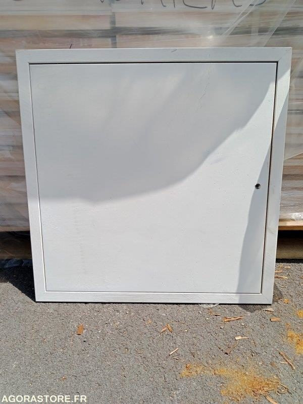 Lot de trappes de visite coupe feu - Инструмент/ Оборудование: фото 1 Lot de trappes de visite coupe feu - Инструмент/ Оборудование: фото 1