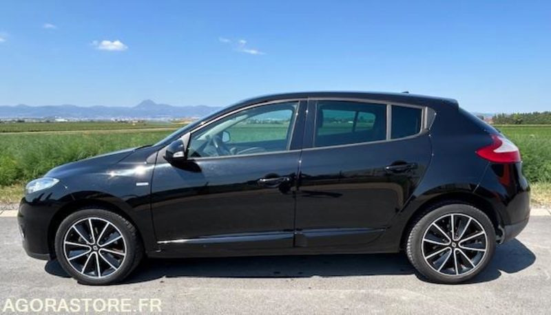 MEGANE 1.2 L TCE 115 CH BOSE EDITION - 2013 - 97 595 kms - Легковой автомобиль: фото 3 MEGANE 1.2 L TCE 115 CH BOSE EDITION - 2013 - 97 595 kms - Легковой автомобиль: фото 3