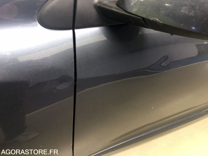 MEGANE 3 2016 ESTATE 1.2 TCE 115 ENERGY LIFE ECO2 - Essence - Boîte manuelle - Универсал: фото 5 MEGANE 3 2016 ESTATE 1.2 TCE 115 ENERGY LIFE ECO2 - Essence - Boîte manuelle - Универсал: фото 5