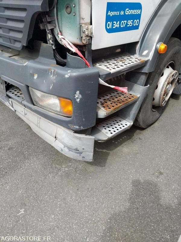 MERCEDES Actros HUWER 2004 (250 000Km) NON ROULANT EXPORT UNIQUEMENT - Ассенизатор: фото 2 MERCEDES Actros HUWER 2004 (250 000Km) NON ROULANT EXPORT UNIQUEMENT - Ассенизатор: фото 2