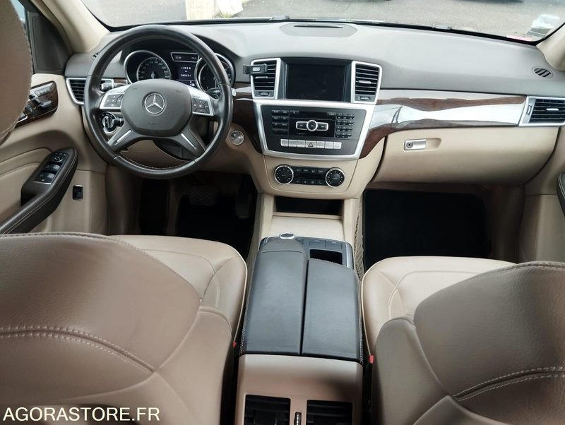 MERCEDES CLASSE ML 350 3.0 CDI BLUETEC V6 TURBO 4-MATIC - Внедорожник: фото 5 MERCEDES CLASSE ML 350 3.0 CDI BLUETEC V6 TURBO 4-MATIC - Внедорожник: фото 5