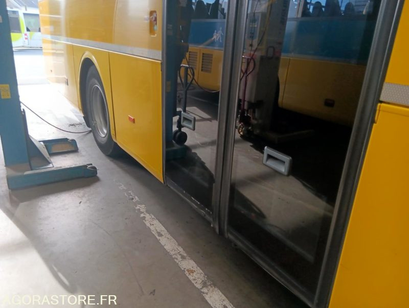 MERCEDES INTOURO N°083089 - Школьный автобус: фото 4 MERCEDES INTOURO N°083089 - Школьный автобус: фото 4