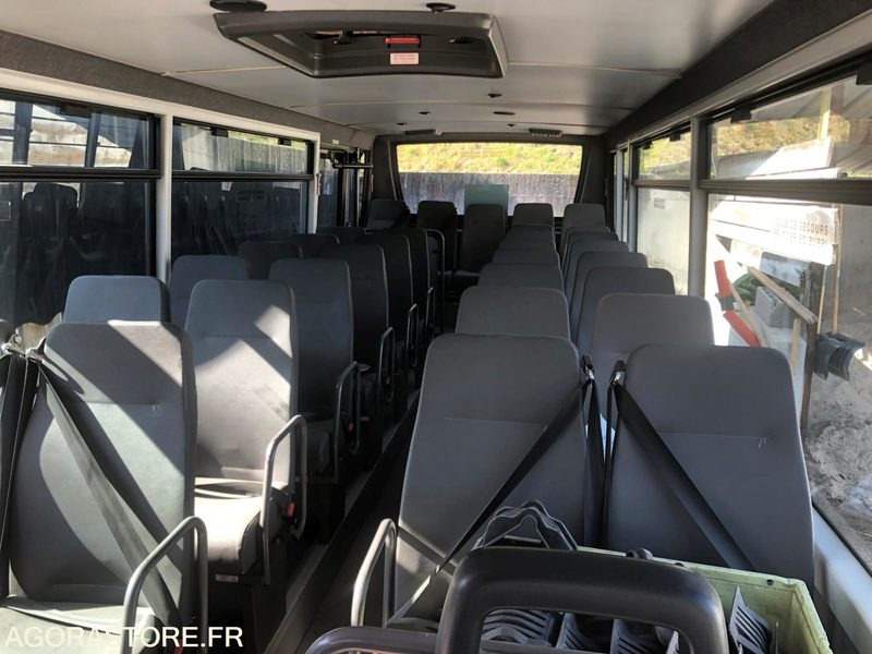 MINI-BUS MERCEDES VARIO - 127178 kms - 2000 - Микроавтобус, Пассажирский фургон: фото 3 MINI-BUS MERCEDES VARIO - 127178 kms - 2000 - Микроавтобус, Пассажирский фургон: фото 3