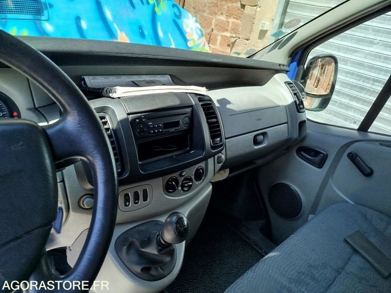 Легковой автомобиль MINIBUS: фото 20