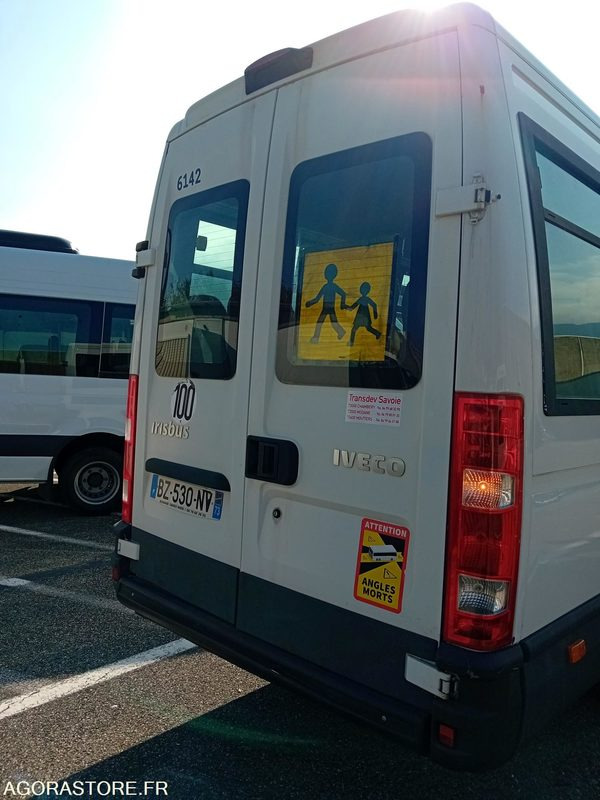 MINICARS IVECO DAILY N°12446 MEC 2011 131000KM BZ-530-NV - Микроавтобус, Пассажирский фургон: фото 2 MINICARS IVECO DAILY N°12446 MEC 2011 131000KM BZ-530-NV - Микроавтобус, Пассажирский фургон: фото 2