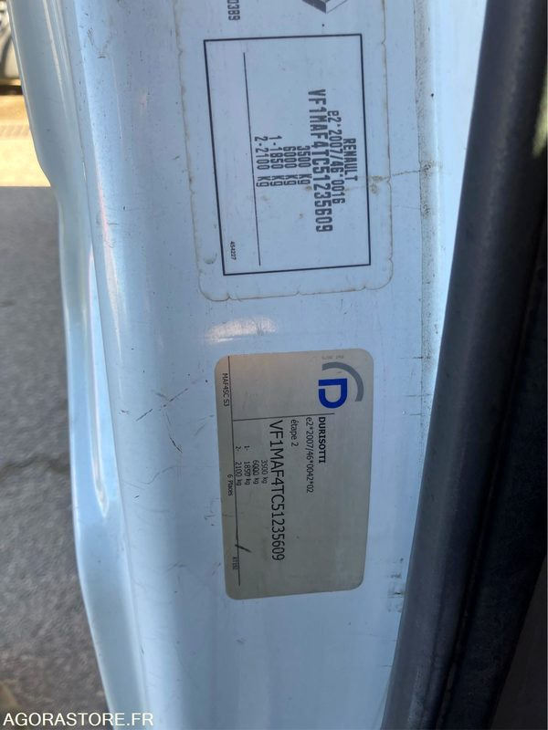 Master VU 4p Fourgon GD CONFORT - 2014 / 163463 KM (P1511126) - Цельнометаллический фургон: фото 3 Master VU 4p Fourgon GD CONFORT - 2014 / 163463 KM (P1511126) - Цельнометаллический фургон: фото 3