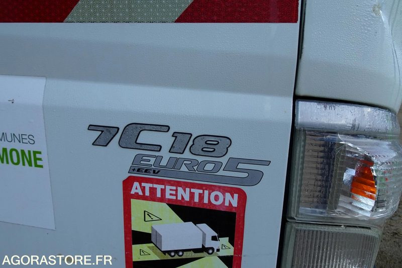 Mitsubishi Fuso - Мусоровоз: фото 3 Mitsubishi Fuso - Мусоровоз: фото 3