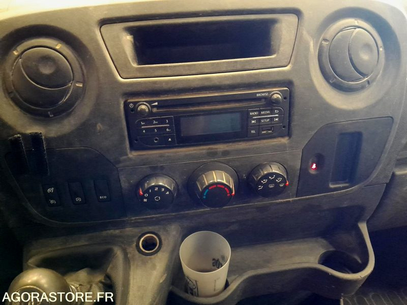 NISSAN NV400 BENNE 3.5 T FB-407-AW - Малотоннажный самосвал: фото 3 NISSAN NV400 BENNE 3.5 T FB-407-AW - Малотоннажный самосвал: фото 3