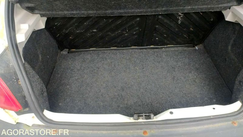 PEUGEOT 206 - 2006 - Легковой автомобиль: фото 4 PEUGEOT 206 - 2006 - Легковой автомобиль: фото 4