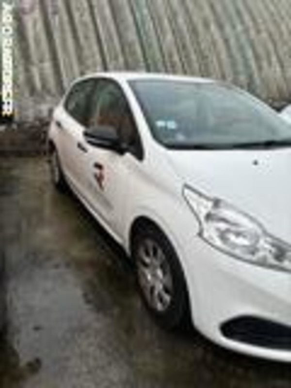 PEUGEOT 208 CG360P - Легковой автомобиль: фото 1 PEUGEOT 208 CG360P - Легковой автомобиль: фото 1